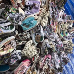 Ball Sepatu Converse Vans