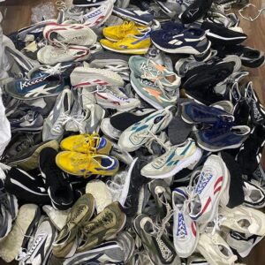 Ball Sepatu Reebok Aztec